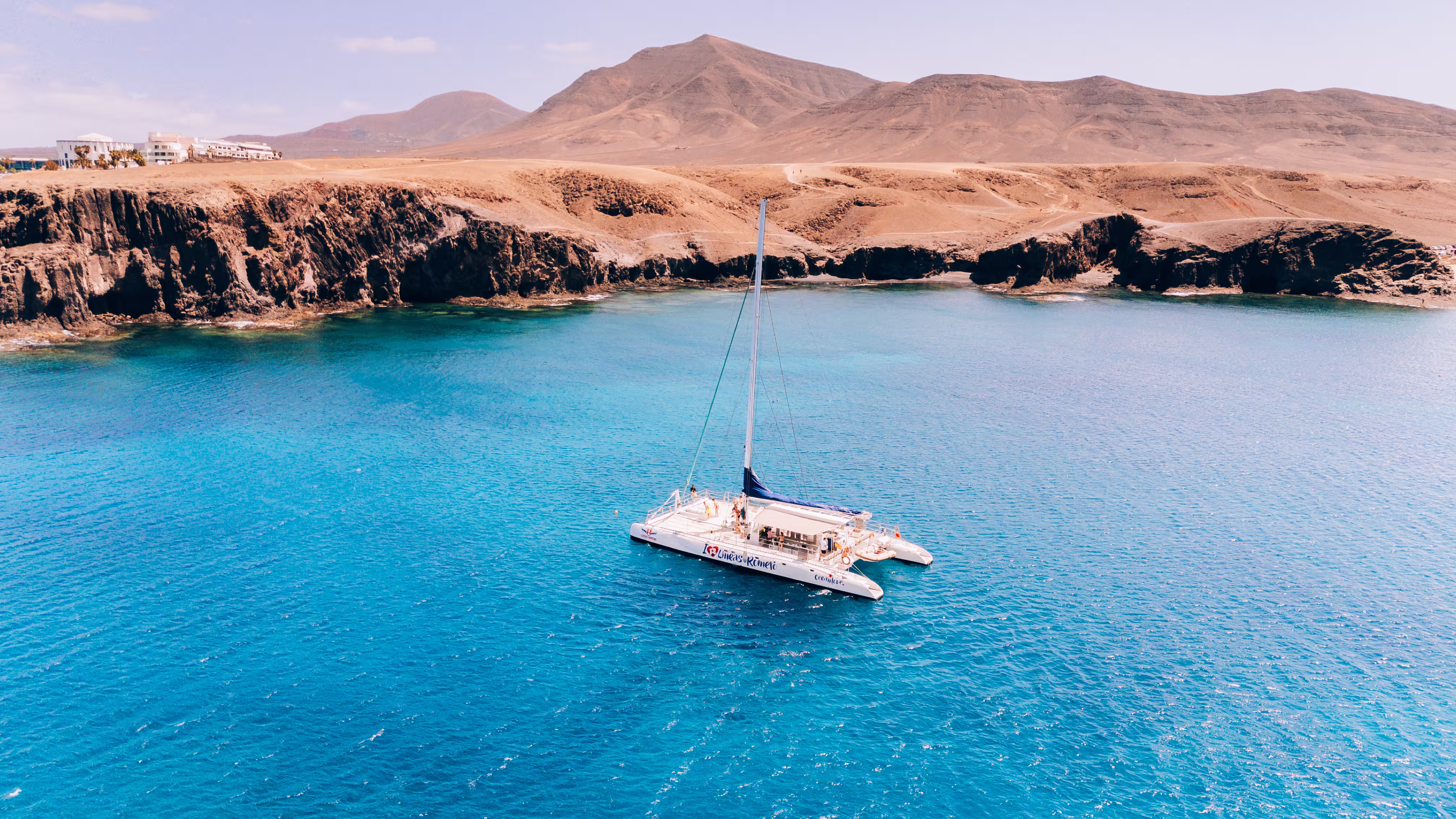 CATAMARAN EXCURSION FROM FUERTEVENTURA - Minicruise Papagayo