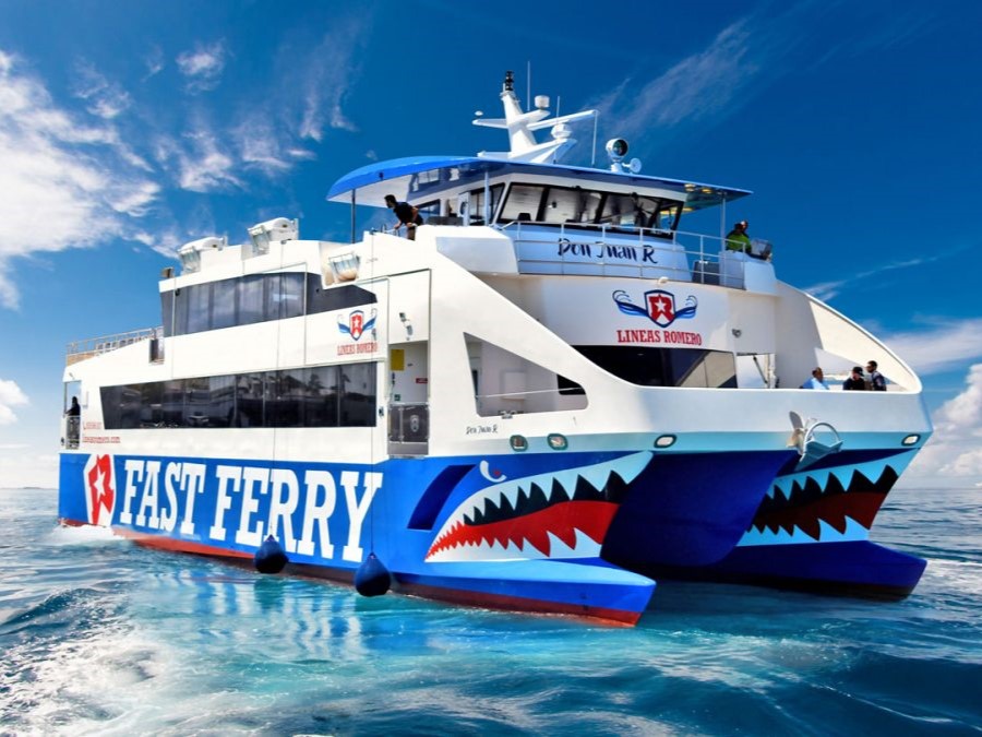 FERRY_LANZAROTE_FUERTEVENTURA